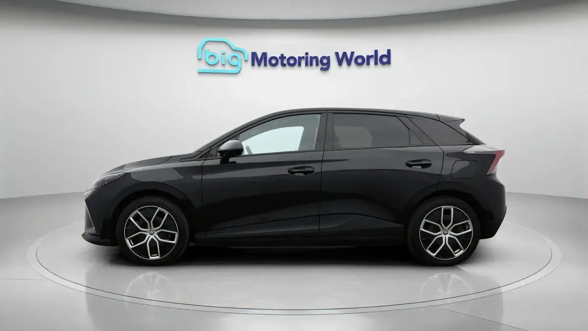 Used MG MG4 EV Trophy 319 kW (435 HP) 2024 Black Hatchback