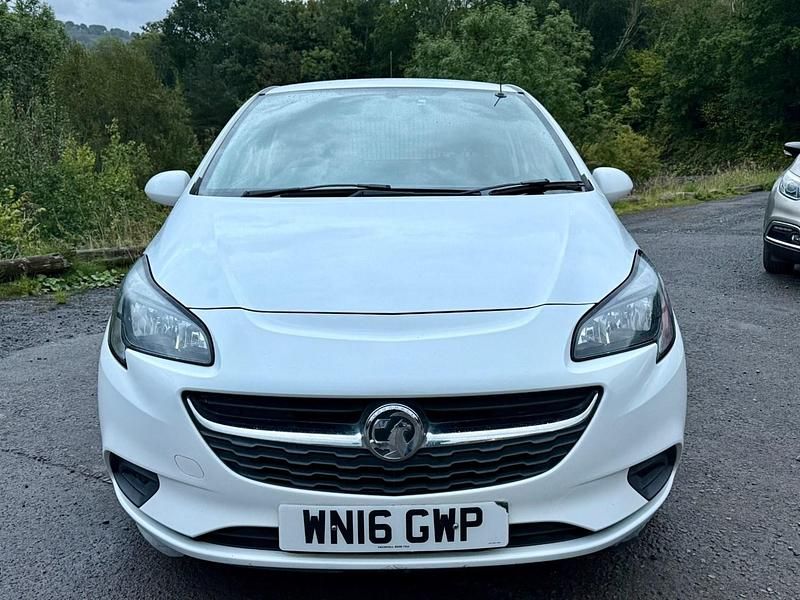 Used Vauxhall Corsa 95 HP (69 kW) 2016 White Van