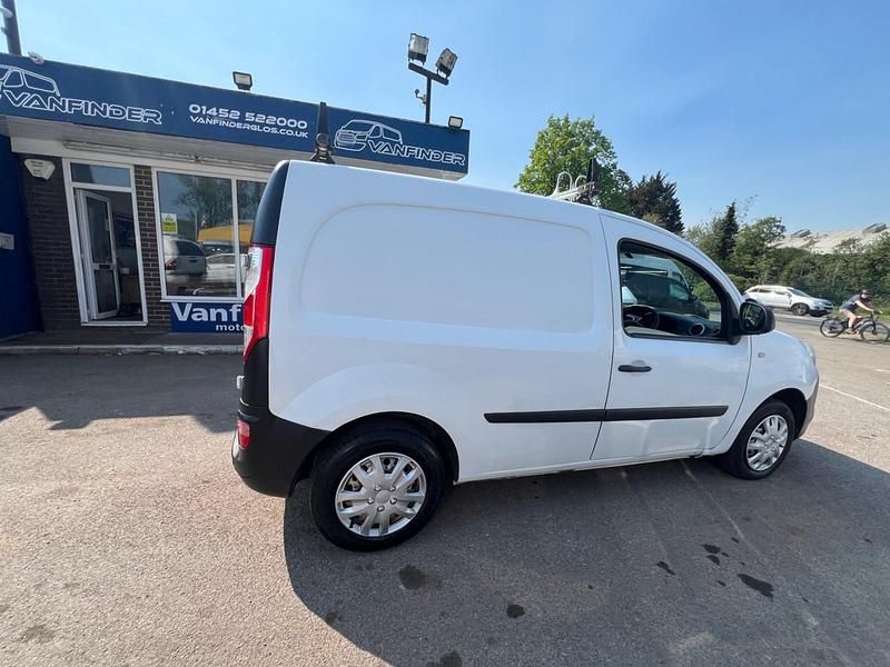 Usado Renault Kangoo Business 2016 Branco Monovolume