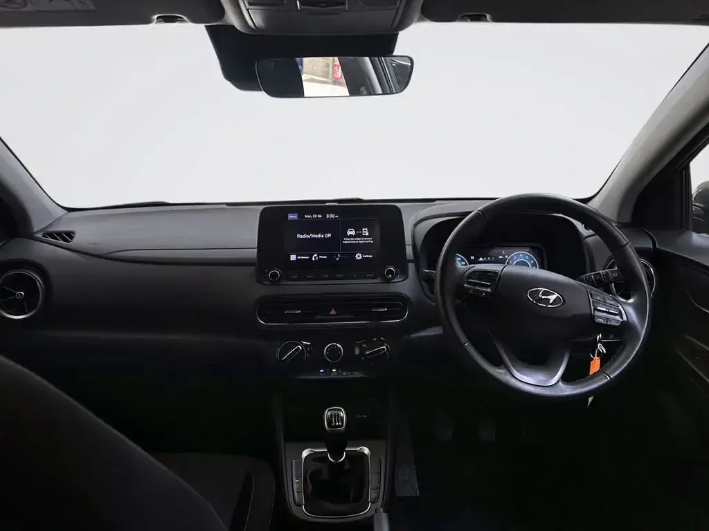 Used Hyundai Kona SE 120 HP (88 kW) 2023 Grey SUV
