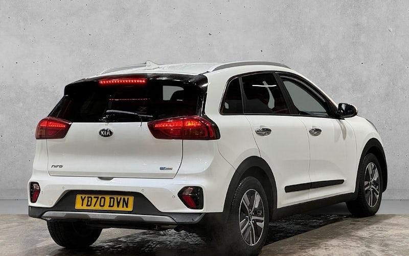 Begagnad Kia Niro 141 HK (103 kW) 2022 SUV