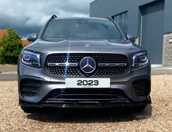 Used Mercedes GLB200 Executive 150 HP (110 kW) 2023 Grey SUV