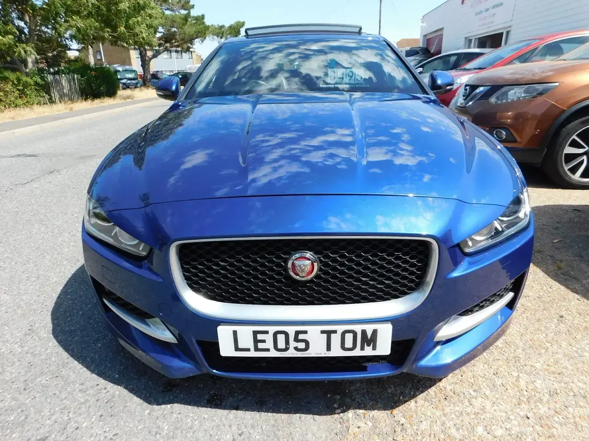 Used Jaguar XE R-Sport 178 HP (130 kW) 2015 Blue Sedan