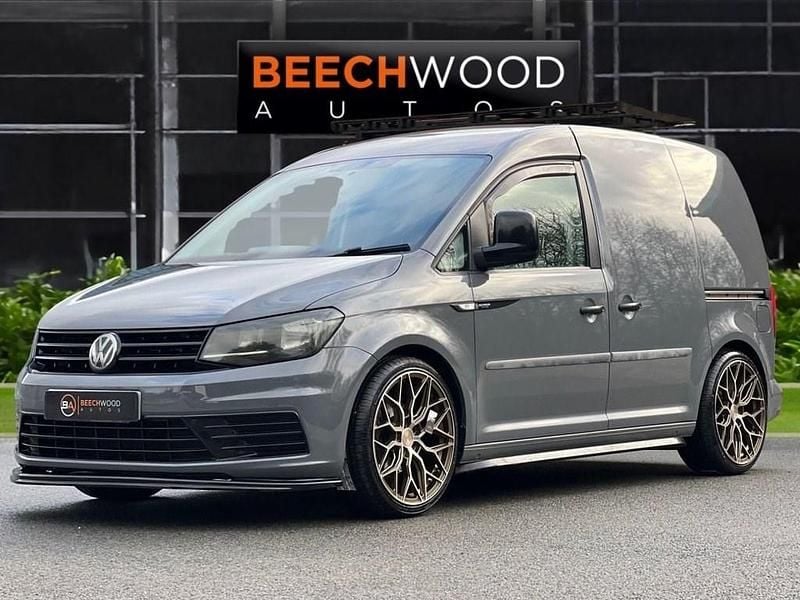 Used VW Caddy Startline 84 HP (61 kW) 2018 Grey MPV