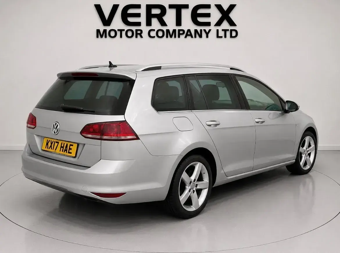 Usado VW Golf VIII Comfortline 2026 Cinzento Carrinha