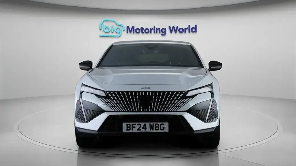 Begagnad Peugeot 408 GT 130 HK (95 kW) 2024 Vit SUV
