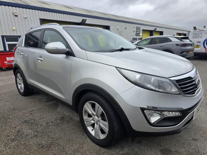 Silver Used 2012 Kia Sportage 2 SUV | £4,995 (Fair price) - Image 1/4
