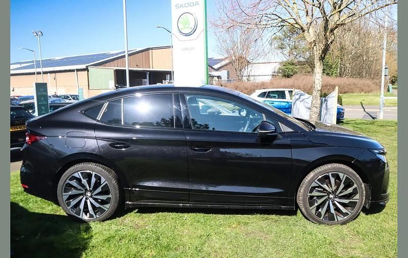 Used Skoda Enyaq iV SportLine 210 kW (286 HP) 2025 Black SUV