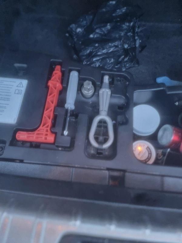 Image 3/4
