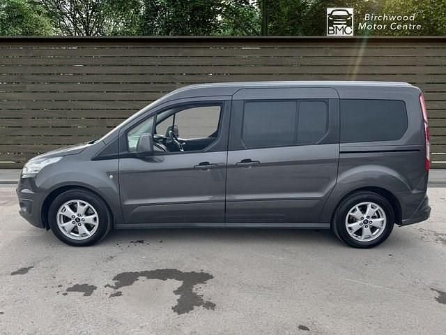 Used Ford Tourneo Connect Titanium 120 HP (88 kW) 2017 Grey MPV