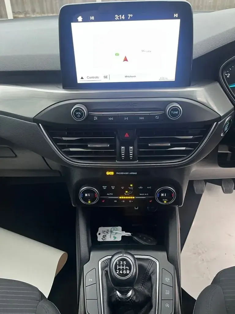 Usado Ford Focus Titanium 125 HP (91 kW) 2019 Branco Citadino