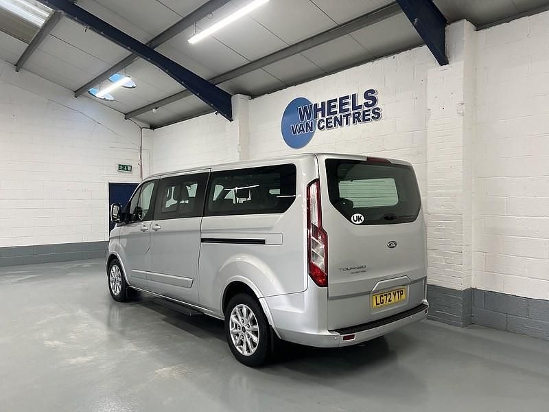 Used Ford Tourneo Custom Titanium 2022 Silver Van