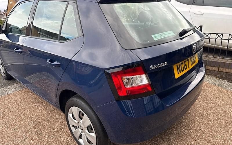 Used Skoda Fabia 75 HP (55 kW) 2018 Blue Hatchback