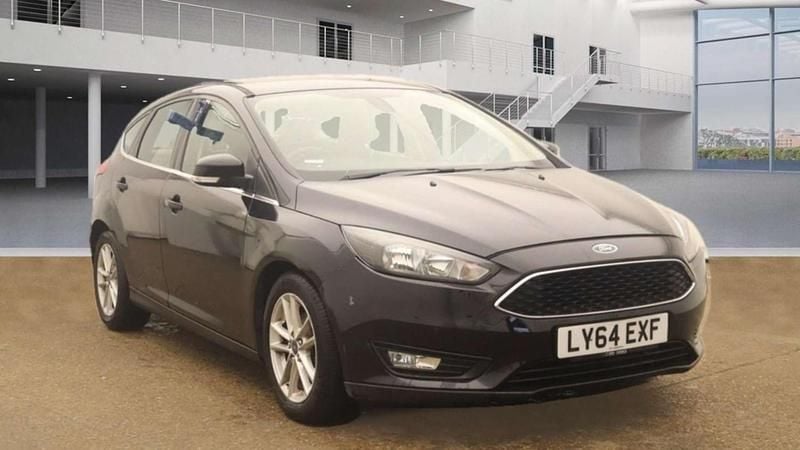 Black Used 2015 Ford Focus Zetec Hatchback | £6,495 (Fair price) - Image 1/4