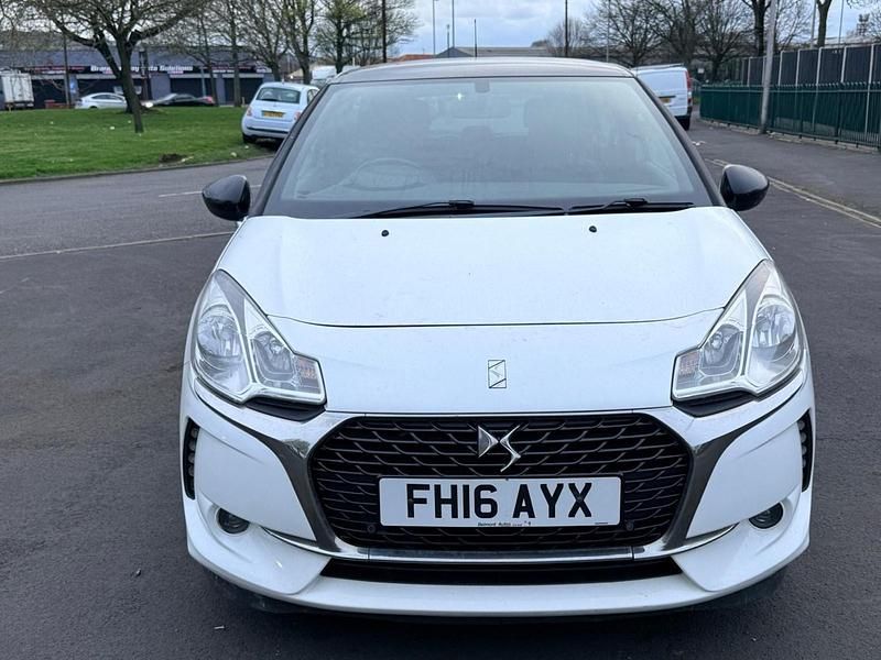 Used DS Automobiles DS3 Elegance 2016 White Hatchback
