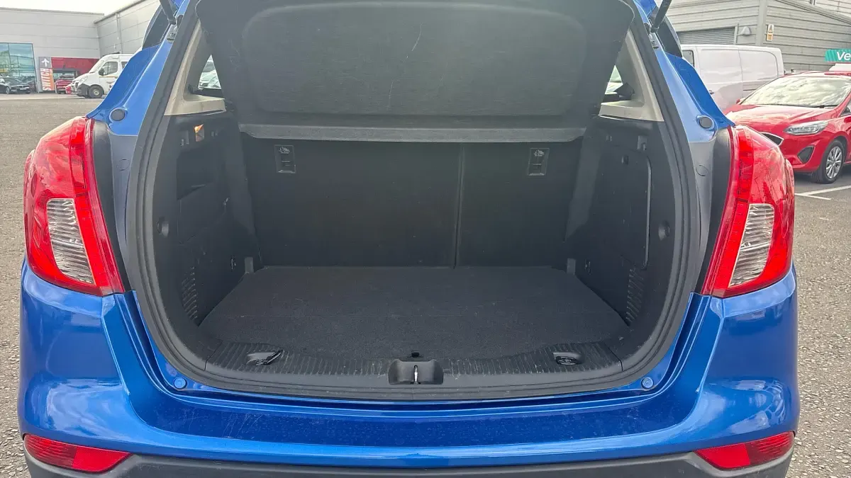Used Vauxhall Mokka X Design Edition 140 HP (102 kW) 2017 Blue SUV