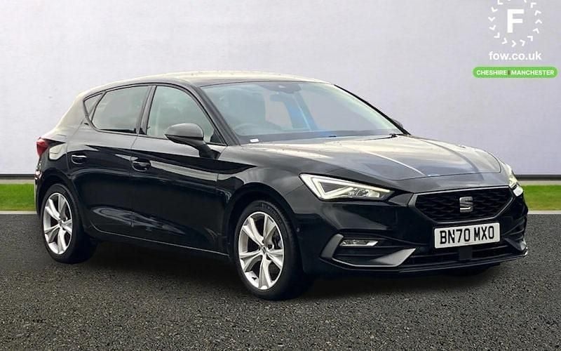 Used 2023 Seat Leon FR Hatchback | £13,999 (Good price) - Image 1/4