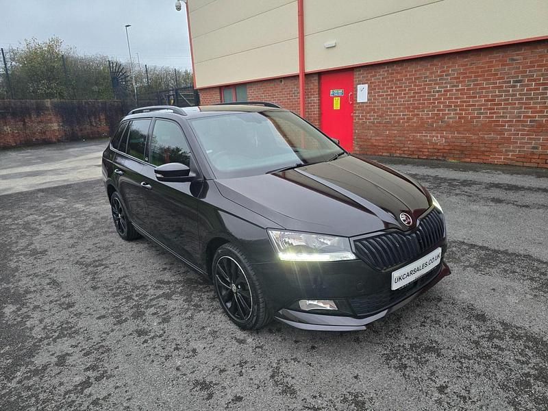 Used Skoda Fabia Monte Carlo 110 HP (80 kW) 2021 Black Estate