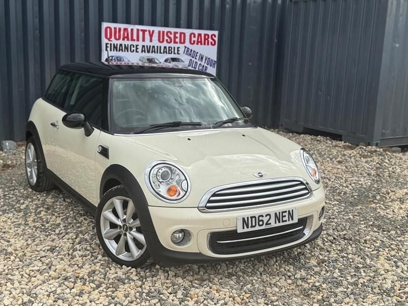 White Used 2012 Mini Cooper Hatch Hatchback | £4,190 (Super price) - Image 1/4