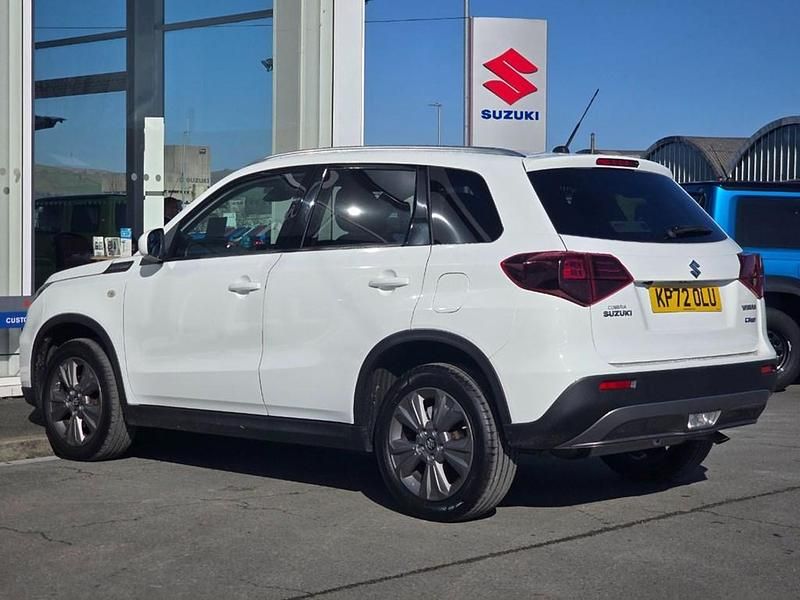 Used Suzuki Vitara SZ-T 129 HP (94 kW) 2022 White SUV