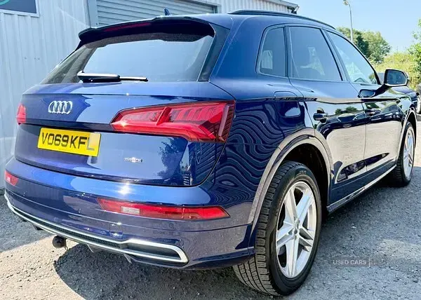 Used Audi Q5 S-Line 190 HP (139 kW) 2019 Blue SUV