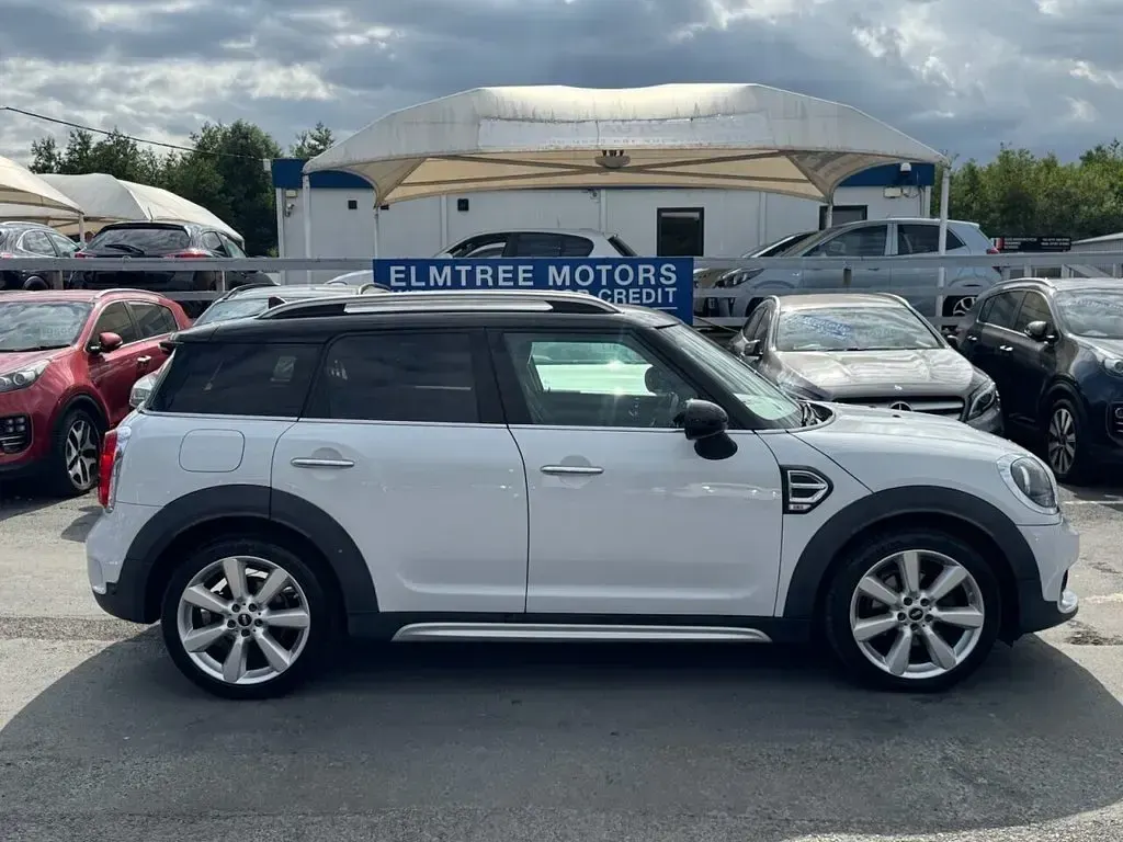 Used Mini Cooper Exclusive 2019 White Hatchback