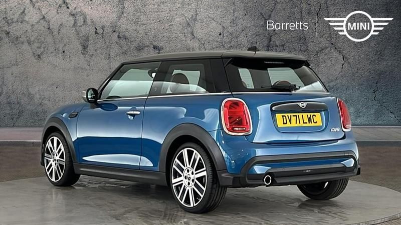Used Mini Cooper Exclusive 134 HP (98 kW) 2021 Blue Hatchback