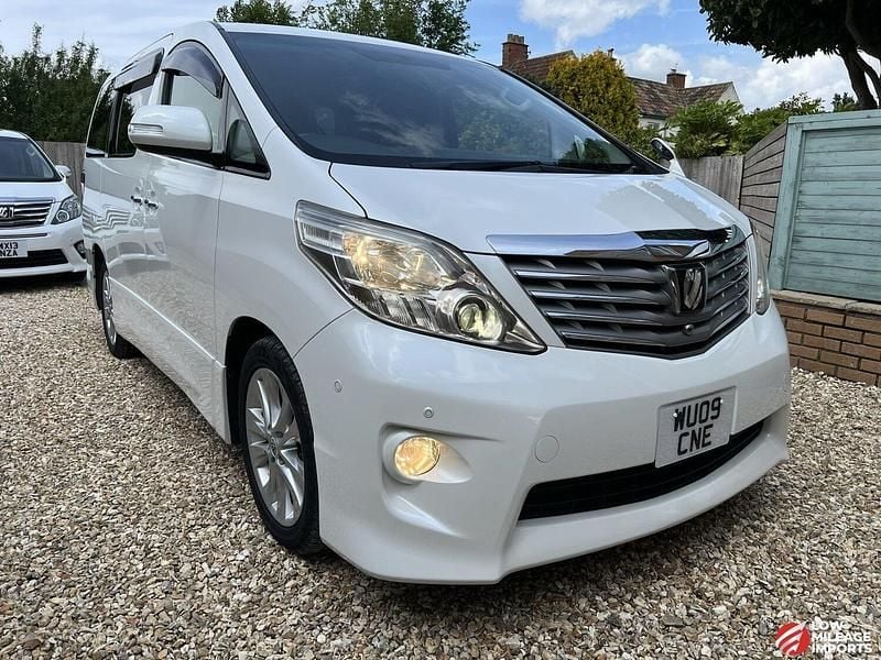 Used Toyota Alphard 2009 White MPV