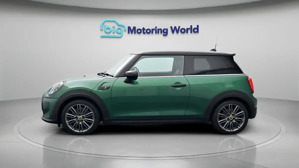 Used Mini Cooper SE Hatch 133 kW (181 HP) 2022 Hatchback