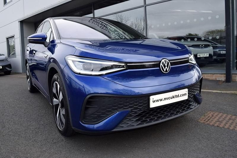 Usado VW ID.5 Pro Performance 150 kW (204 HP) 2022 Azul SUV