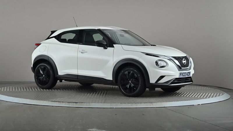 White Used 2022 Nissan Juke Acenta SUV | £12,998 (Fair price) - Image 1/4