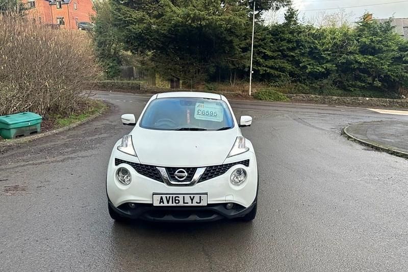 Used Nissan Juke Tekna 110 HP (80 kW) 2016 White SUV