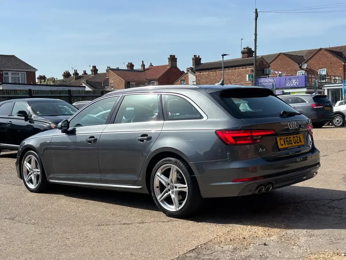 Used Audi A4 S-Line 190 HP (139 kW) 2016 Grey Estate