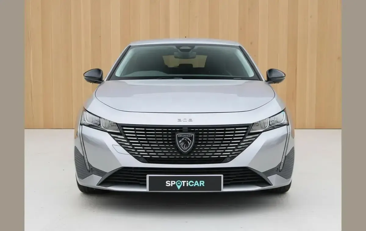 Used Peugeot 308 Allure 129 HP (94 kW) 2022 Grey Hatchback