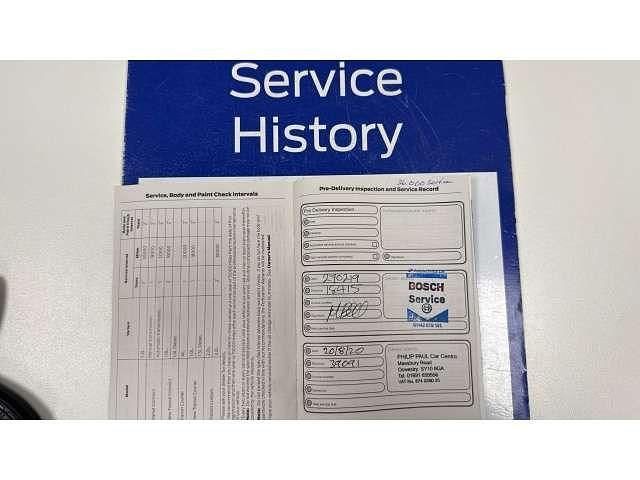 Used Ford Fiesta ST-Line 140 HP (102 kW) 2018 Red Hatchback