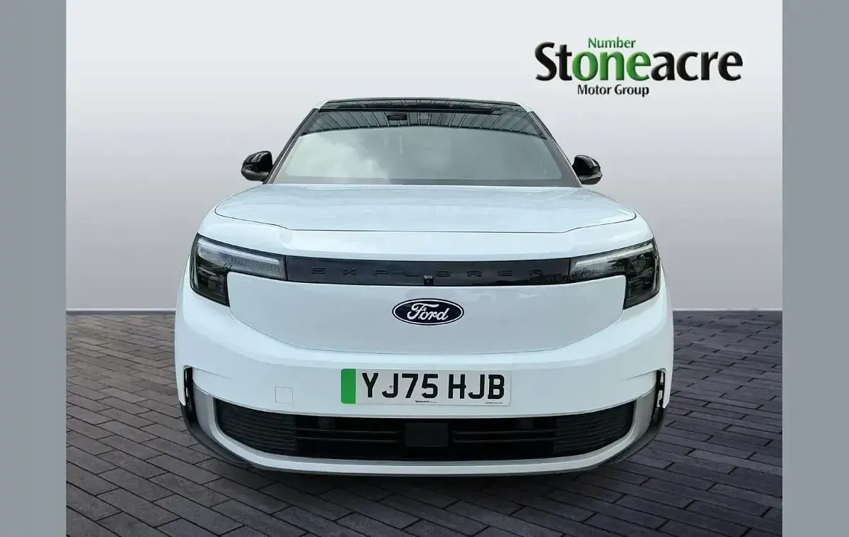 Used Ford Explorer Premium 210 kW (286 HP) 2025 White SUV