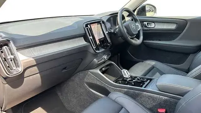 Used Volvo XC40 Ultra 161 HP (118 kW) 2026 SUV