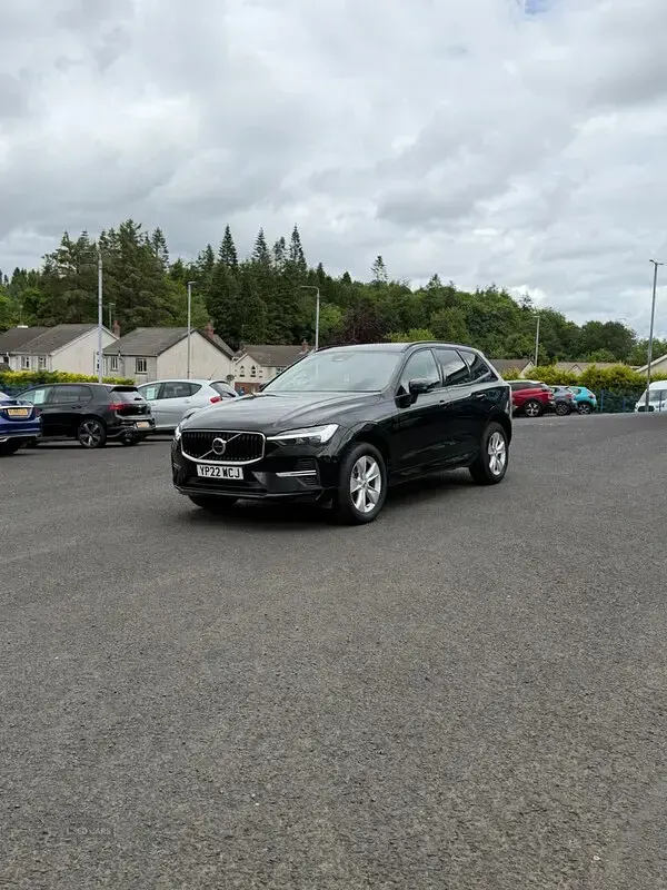 Used Volvo XC60 Momentum 2022 Black SUV