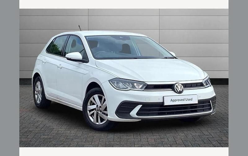 Pure white Used 2022 VW Polo Life Hatchback | £15,750 (Fair price) - Image 1/4