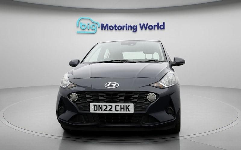 Used Hyundai i10 SE 67 HP (49 kW) 2022 Grey Hatchback