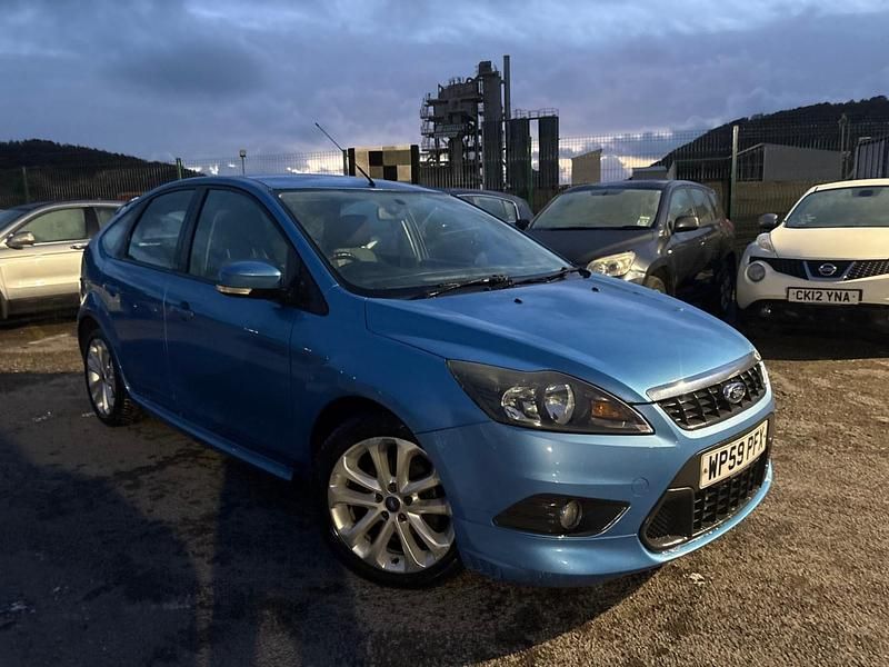 Blue Used 2010 Ford Focus Zetec Hatchback | £1,699 (Fair price) - Image 1/4