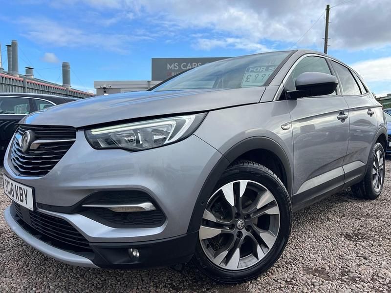 Grey Used 2018 Vauxhall Grandland X Sport SUV | £9,995 (Fair price) - Image 1/4