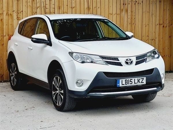 White Used 2015 Toyota RAV4 Multidrive S SUV | £12,490 (Fair price) - Image 1/1