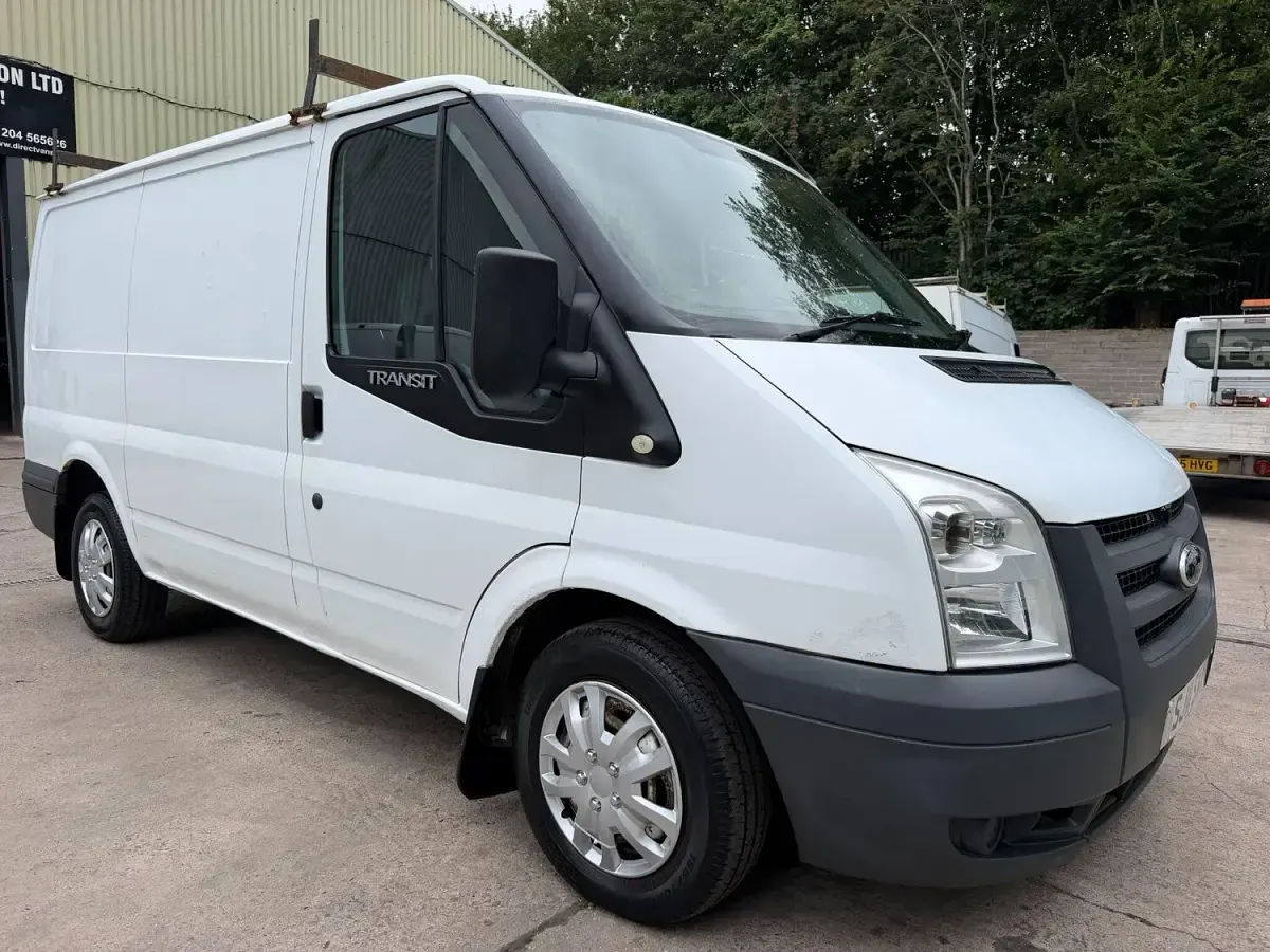 Used Ford Transit 85 HP (62 kW) 2011 White Van