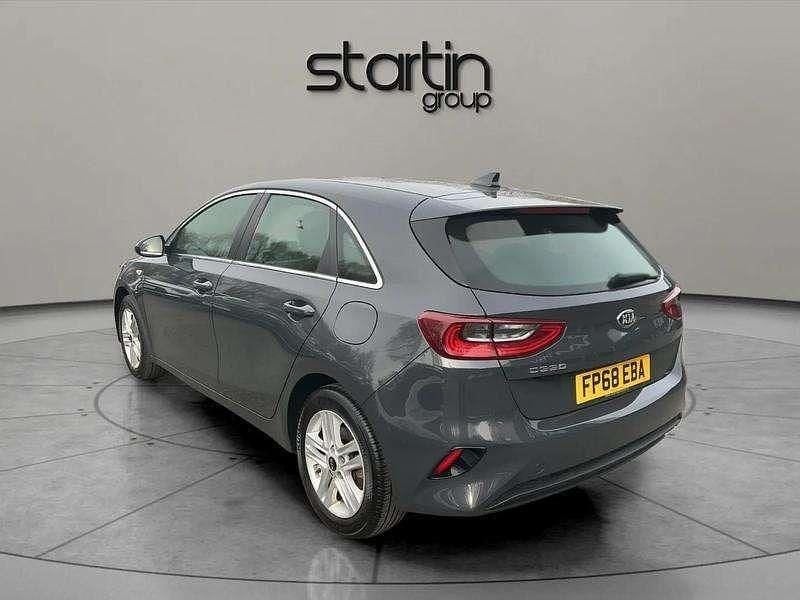 Used Kia Ceed 113 HP (83 kW) 2018 Grey Hatchback