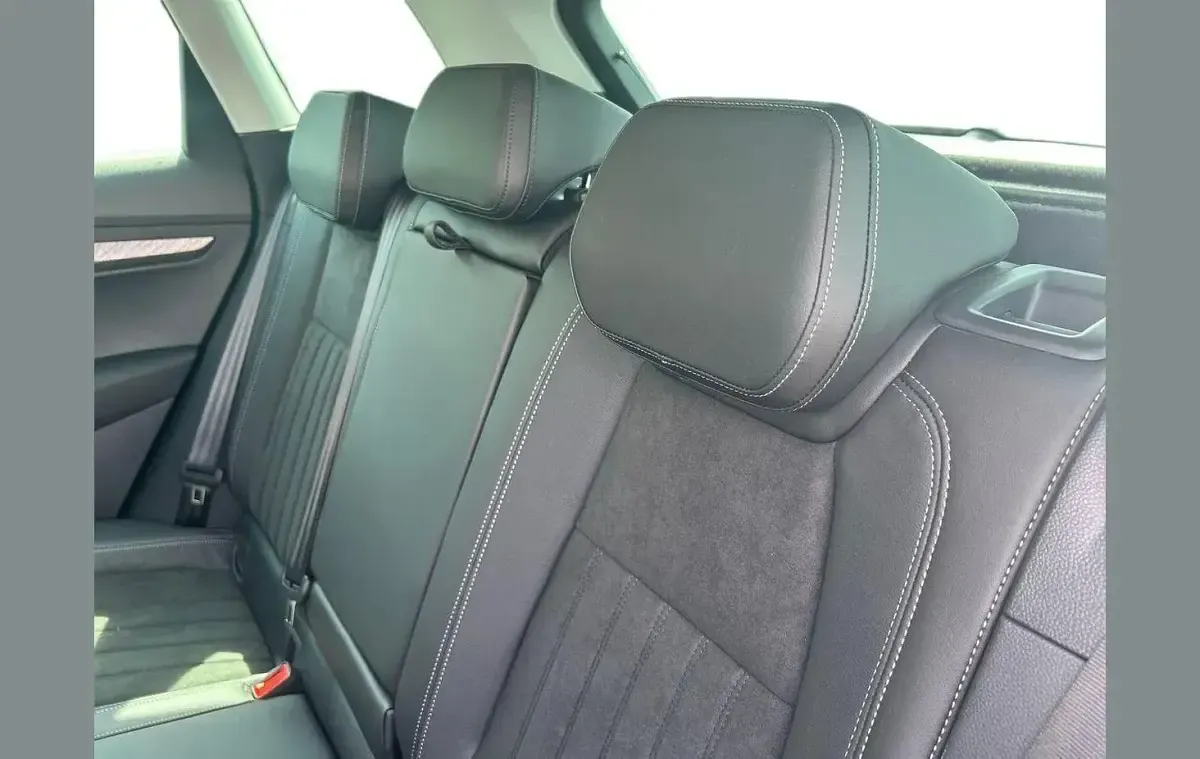 Used Skoda Karoq SE L 150 HP (110 kW) 2025 Black magic pearl effect SUV