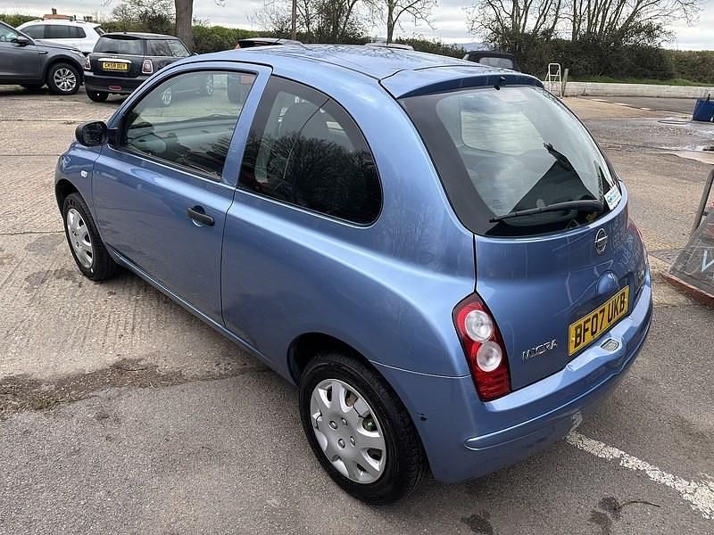 Begagnad Nissan Micra 79 HK (58 kW) 2007 Blå Halvkombi