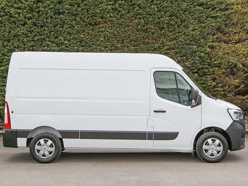 Used Renault Master Business 135 HP (99 kW) 2021 White Van