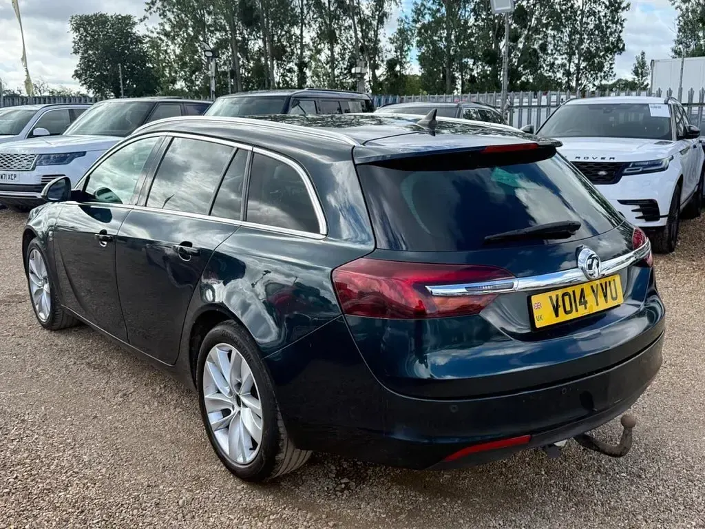 Used Vauxhall Insignia Elite 2014 Green Estate
