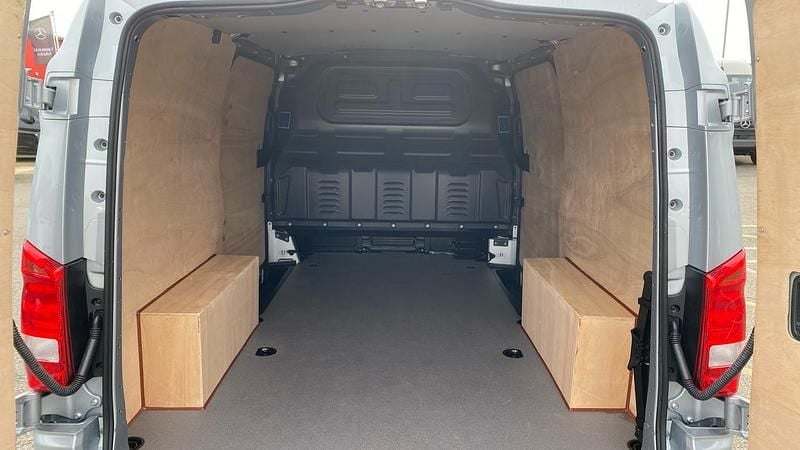 Novo Mercedes Vito 163 HP (119 kW) 2025 Van